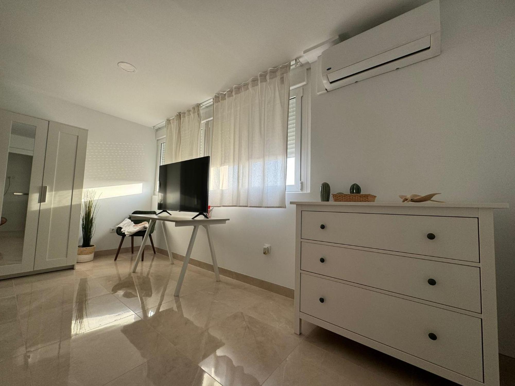 Tokyo Rooms Monsul Habitacion Premium Con Bano Privado Альмерія Екстер'єр фото